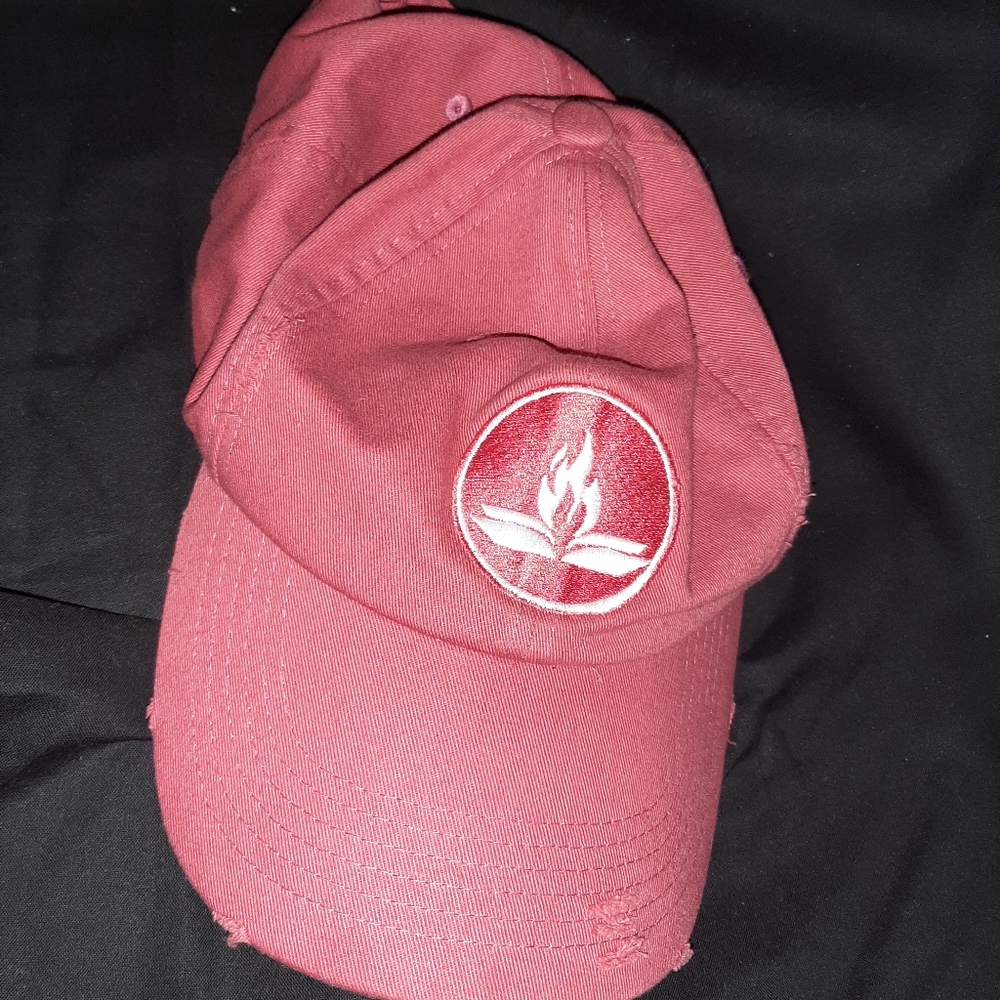 Clean Retro cap with Adjustable Strap